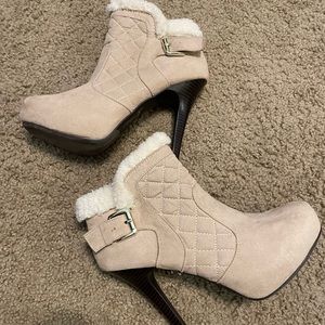 Heeled booties